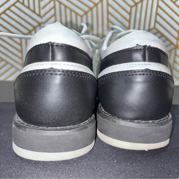 Elite Bowling Shoes Womens Size 8.5 Black White - Picture 4 of 12